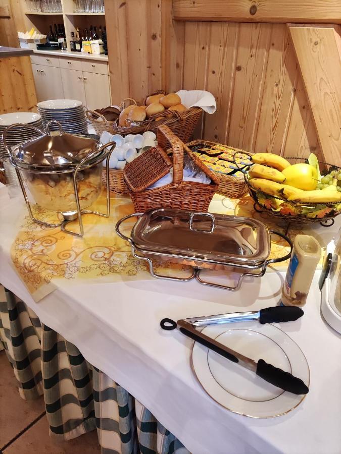 Hotel-Pension Flechsig Hartmannsdorf bei Kirchberg Екстериор снимка
